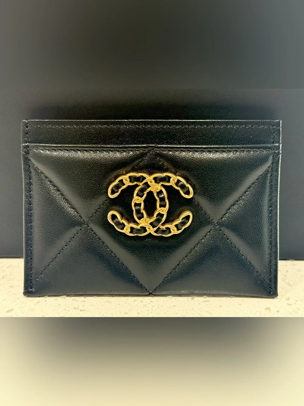CHANEL 19 Cardholder black calfskin leather Gold CC Brand new full set pristine